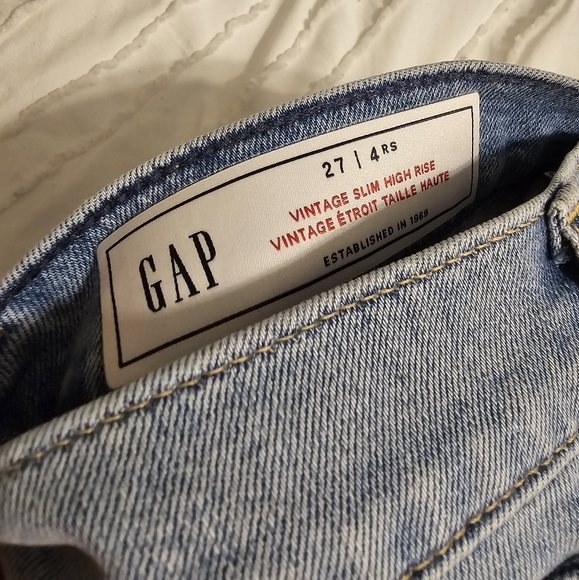 NWOT | Gap Vintage Slim High Rise Jean's | SZ 27 Regular | Ankle Length - Picture 4 of 10